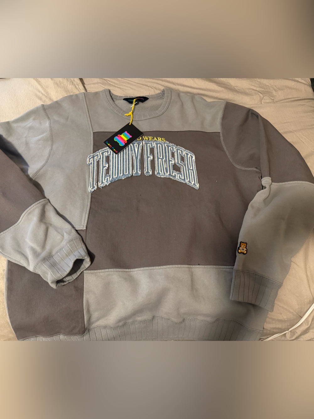 Teddy Fresh Men's Two-Tone Gray/Brown Patchwork Crewneck Sweatshirt